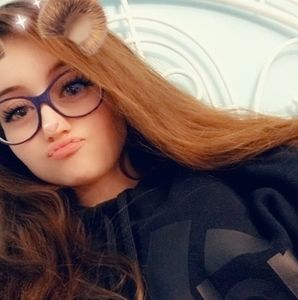 Meet your Posher, Carter